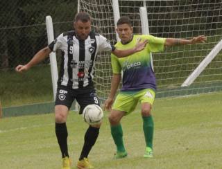 Estreias -Botafogo de Canoinhas goleia e Vasco de Quintadinha vence na 23° Copa Serju Sênior de Futebol.