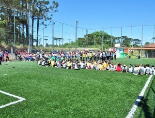 Prefeitura fará nova licitação para a cobertura da quadra esportiva da Escola Mathias Augusto Bohn