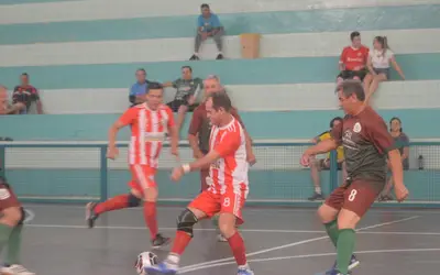 Kinter goleia o Futsal Sexta e conquista o título do Sessentinha da Copa Rio Negro de Futsal 