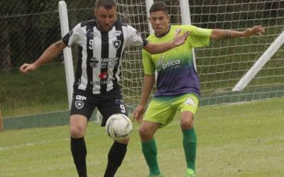 Estreias -Botafogo de Canoinhas goleia e Vasco de Quintadinha vence na 23° Copa Serju Sênior de Futebol.